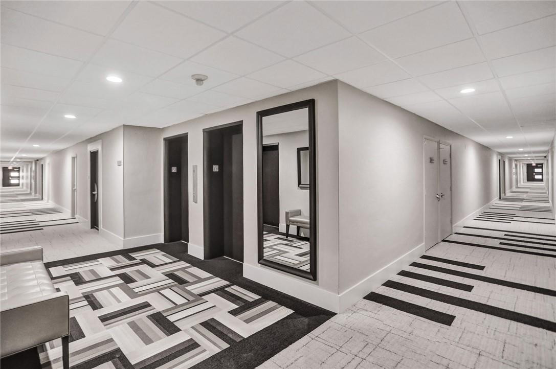 CORAL RIDGE TOWERS EAST - Residential