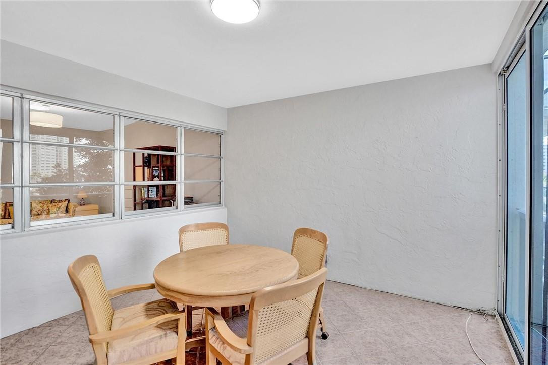CORAL RIDGE TOWERS EAST - Residential