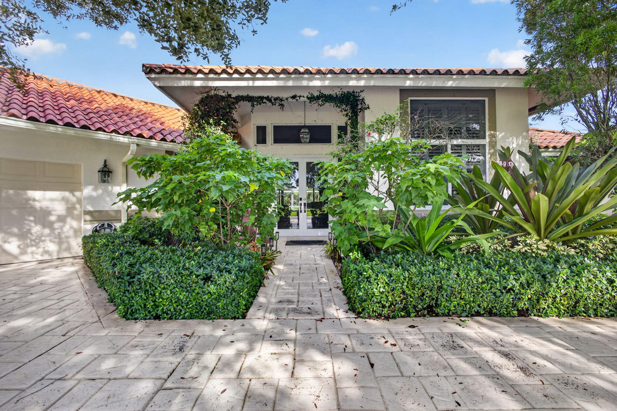 43 DUNBAR Road