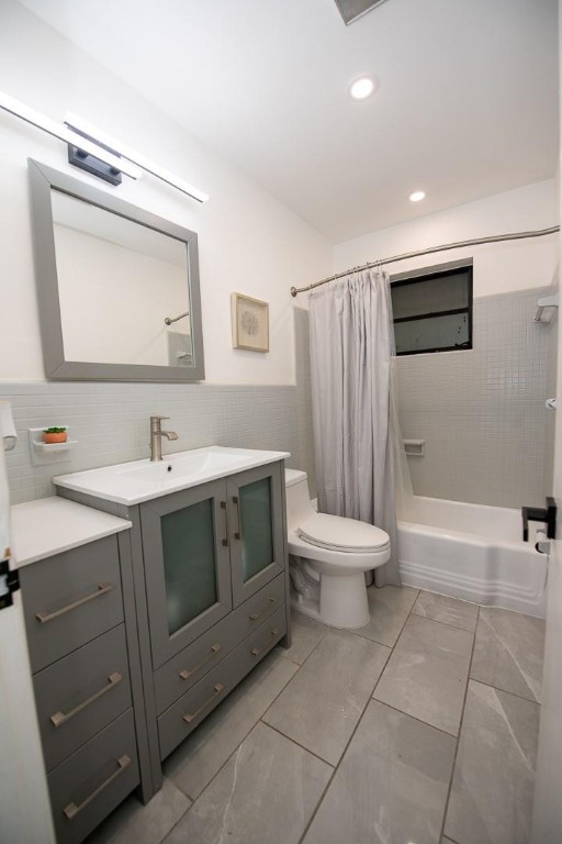 Hollywood Hills 6-22 B - Residential Lease