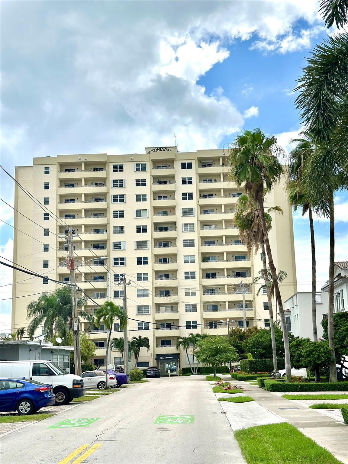 Updated and freshly painted 1BR/1BA condo in fabulous Victoria Park Tower with private balcony facing West from the 11th floor offering a beautiful skyline view of downtown Fort Lauderdale! Unit has updated kitchen and bathroom, wood laminate flooring, smooth ceilings, and hurricane impact windows and sliding glass door. Victoria Park Tower is a secured building with pool and on-site management office. One assigned parking space located super conveniently near the front entrance.
