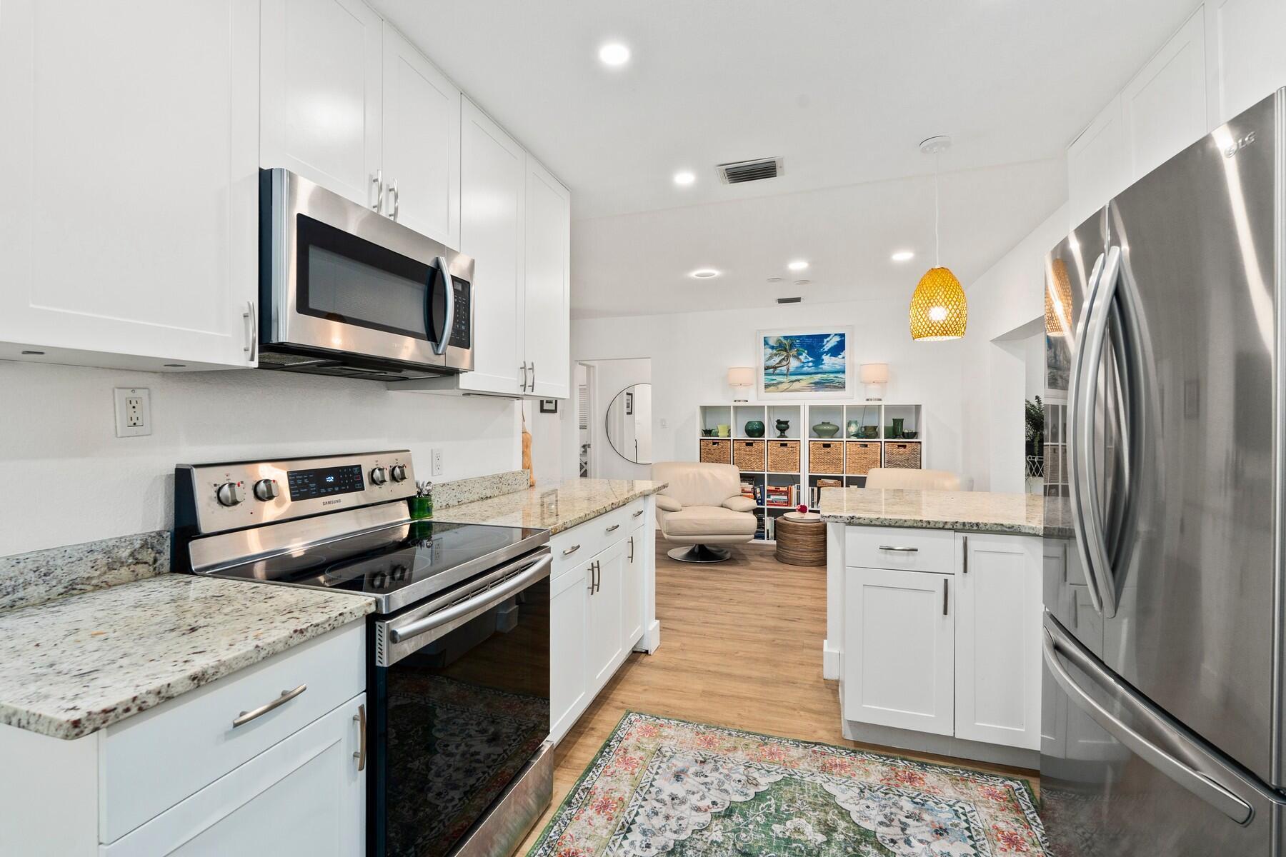 OAKLAND PARK - Residential