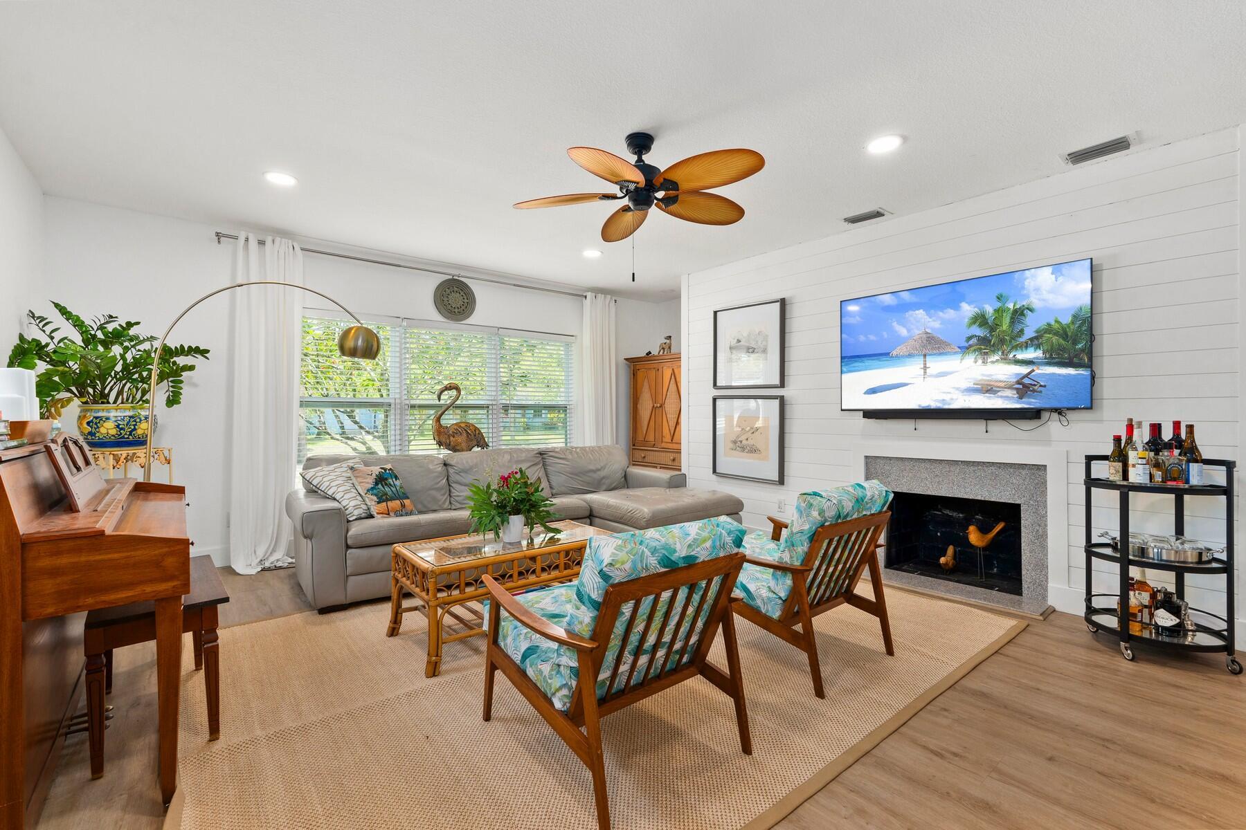 OAKLAND PARK - Residential