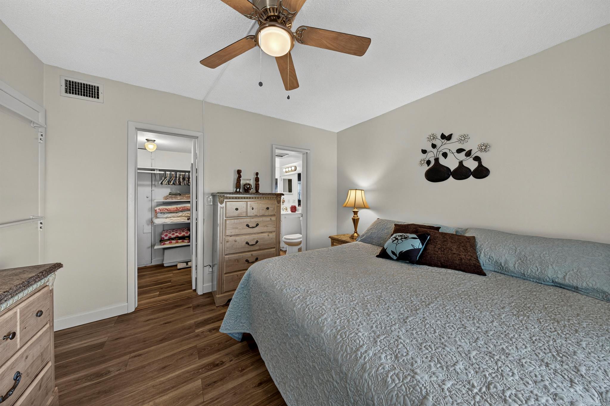 Leisureville - Residential