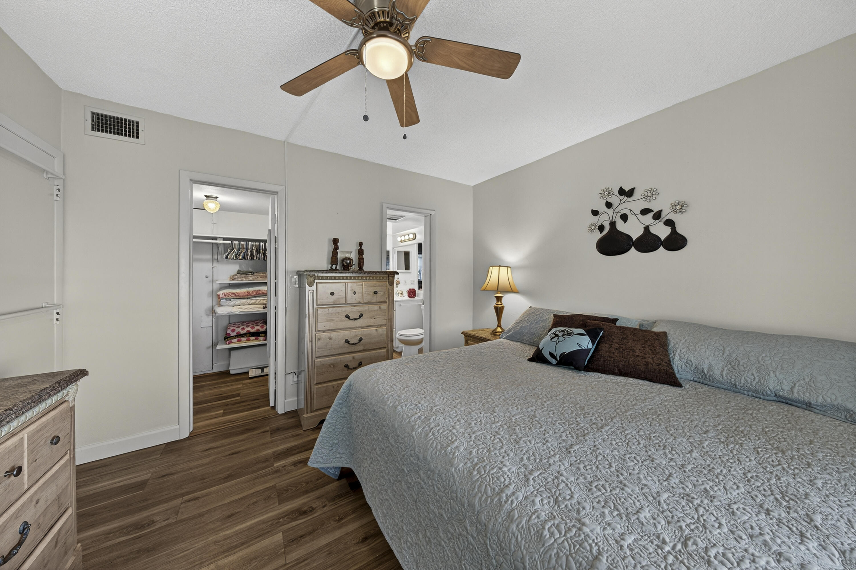 Leisureville - Residential