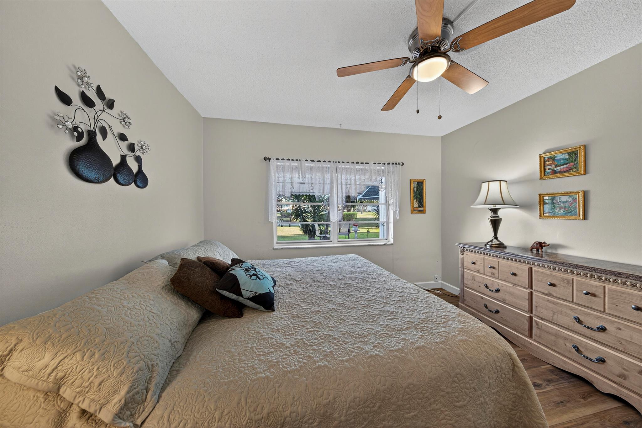 Leisureville - Residential