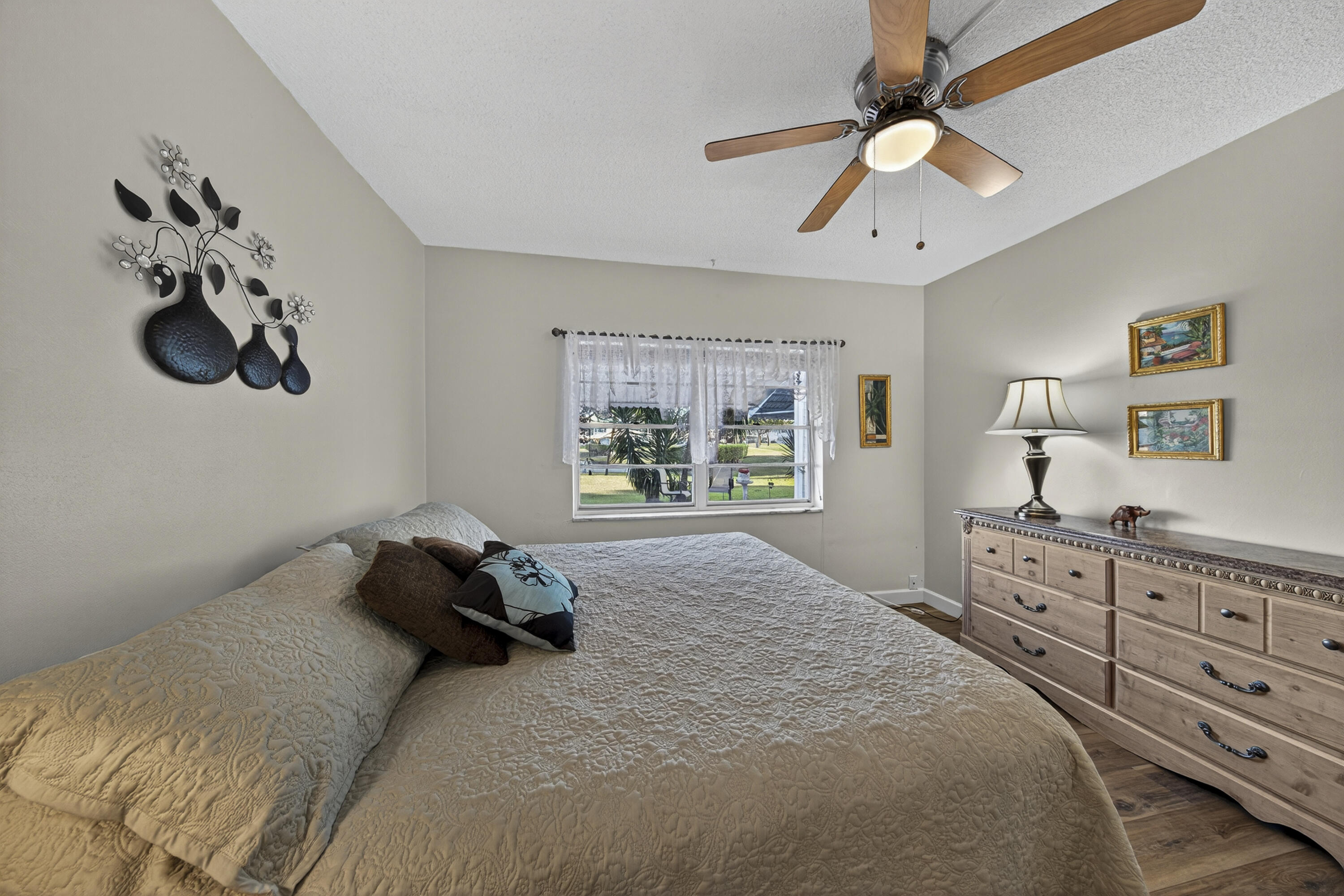 Leisureville - Residential