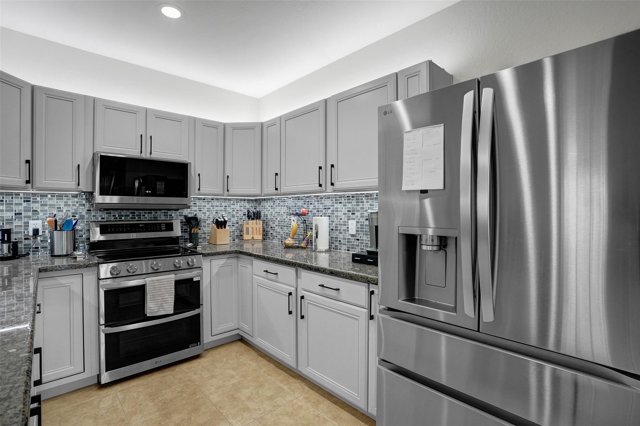 Amended Of Highland Estat - Residential Income