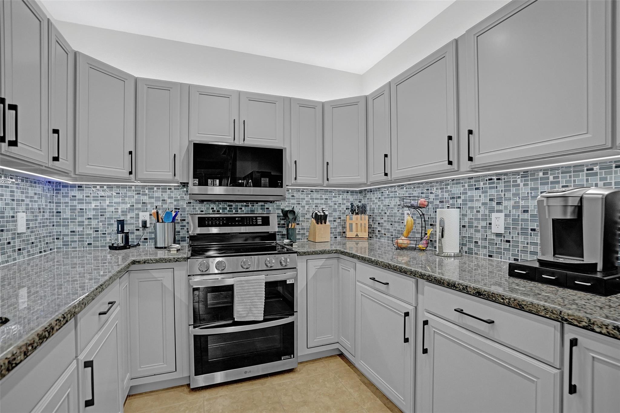 Amended Of Highland Estat - Residential Income