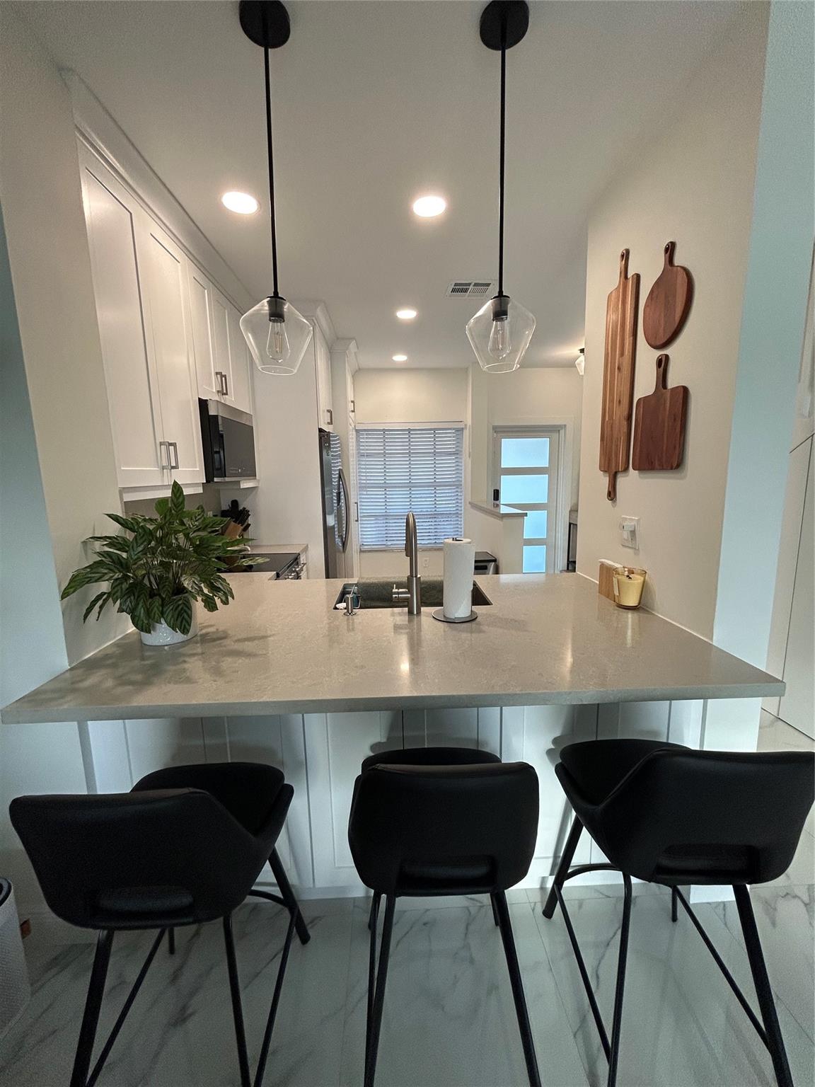 Nasher 159-42 B - Residential Lease