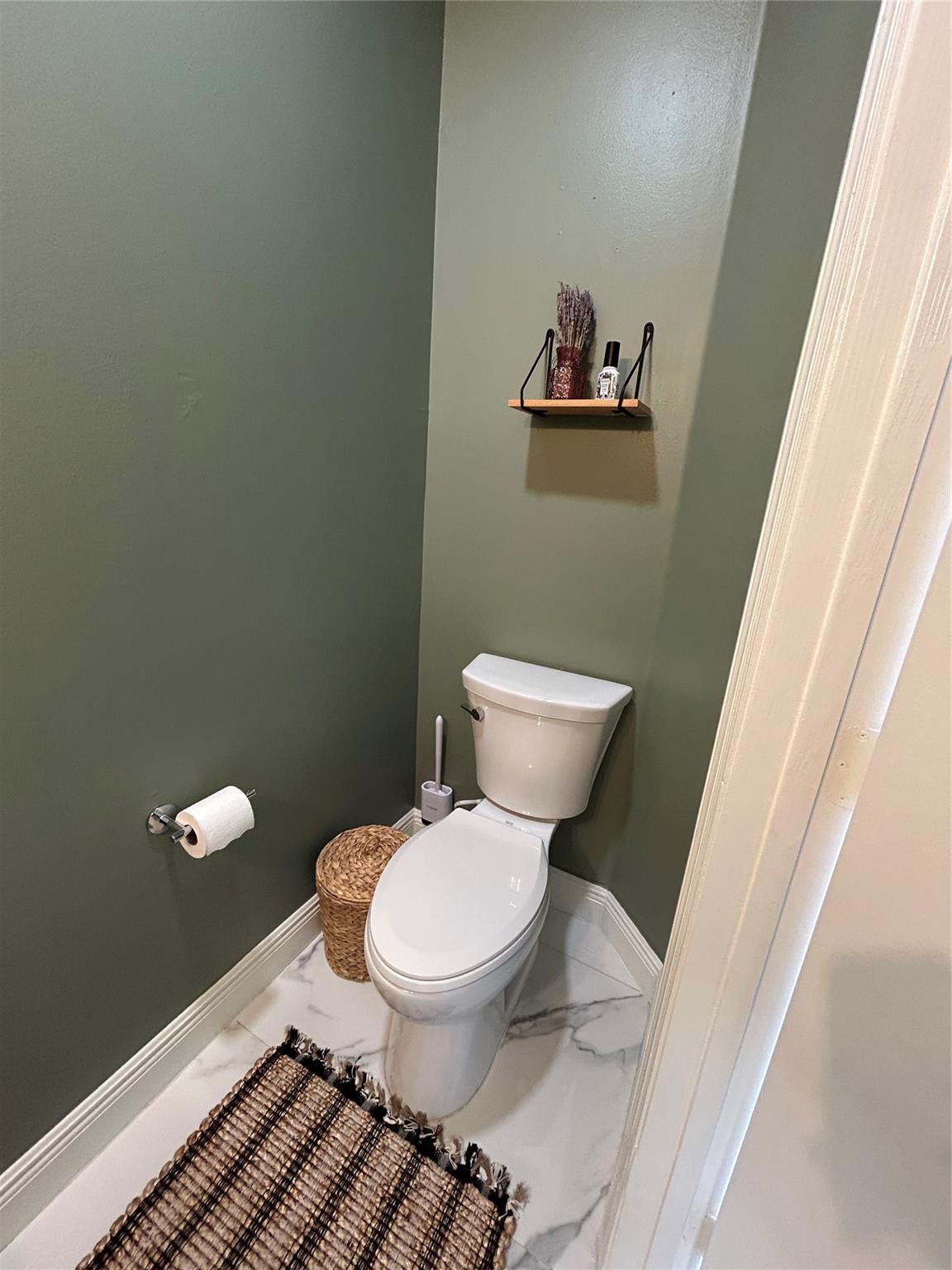 Nasher 159-42 B - Residential Lease