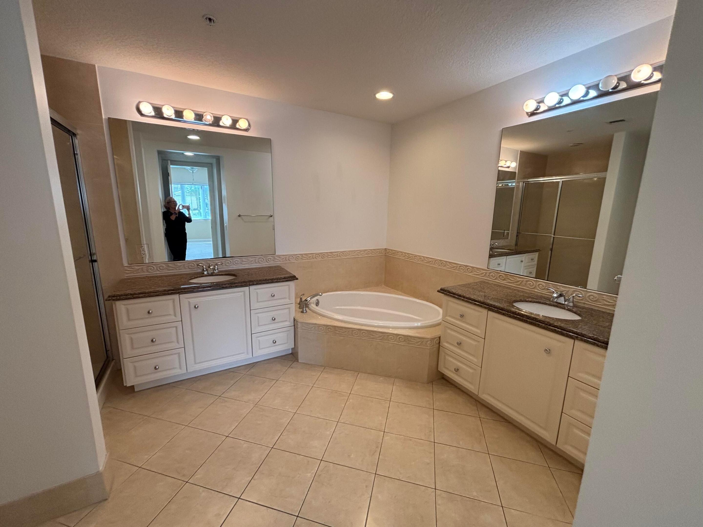 Harbour Isle East - Residential Lease