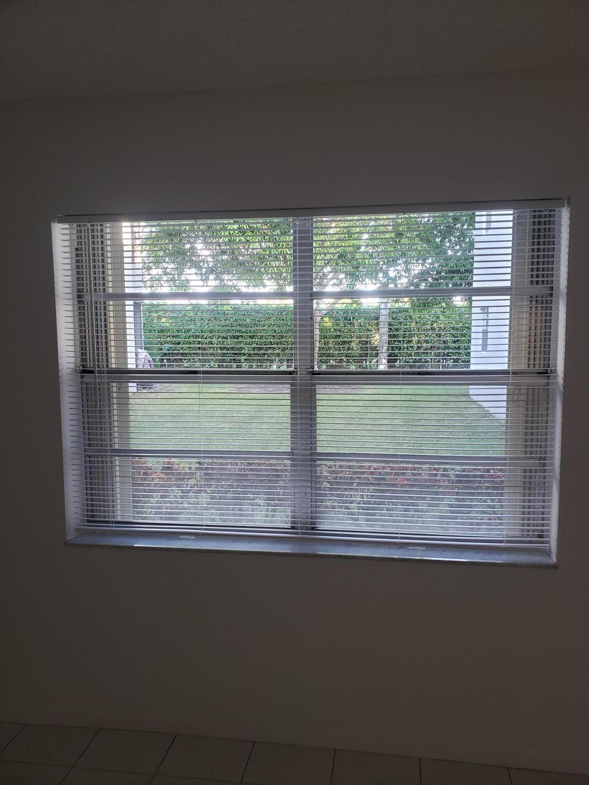 KINGS POINT BURGUNDY COND - Residential Lease