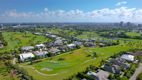 Condominium in Fort Lauderdale FL 2115 37th Dr 43.jpg