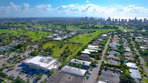 Condominium in Fort Lauderdale FL 2115 37th Dr 34.jpg