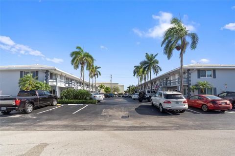 Condominium in Fort Lauderdale FL 2115 37th Dr 27.jpg