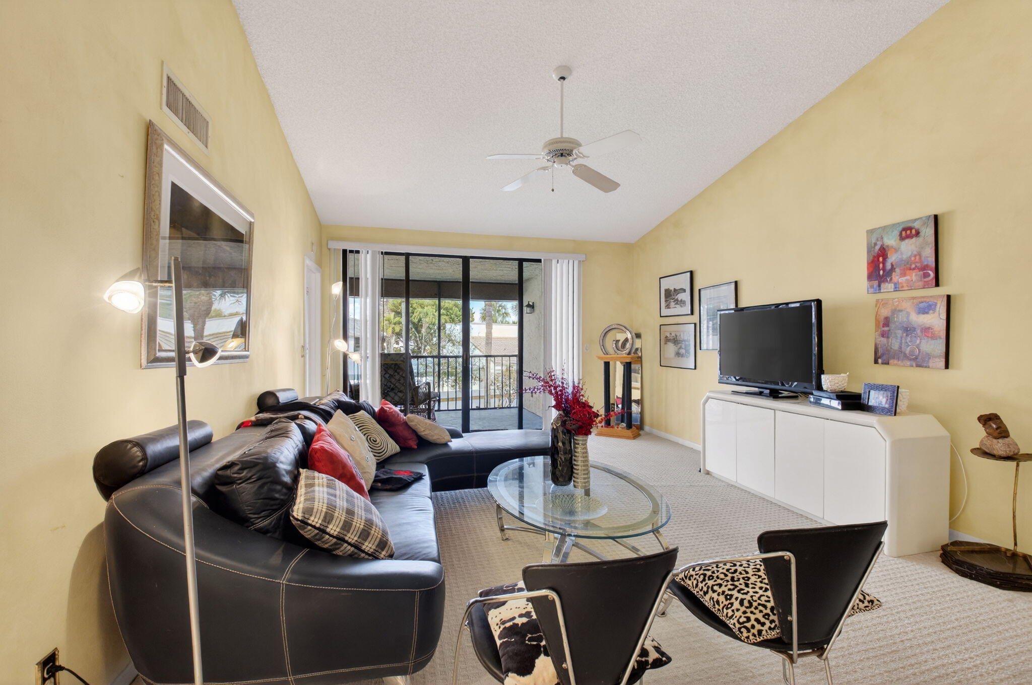 7509 Glendevon Lane 1006