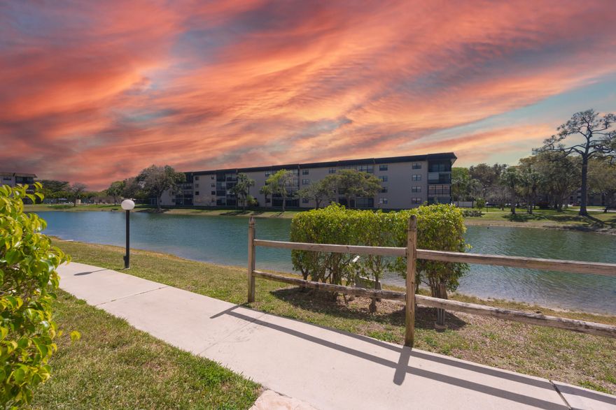 Desirable corner unit with beautiful views, enjoy greeen & waterfront views from all your windows, large 2/2 unit with 1,270 SF under AC plus an inviting screened porch for serene relaxation & eat in kitchen. Walk in oversized laundry room, offring extra storage, newer roof & new elevator. This community offers great ammenities as heated pools, exercise rooms, jacuzzi, sauna, trasortation and much more. Water, cable, internet, garbage, roof and exterior maintenene and all insurance are covered within the monthly association fee. Asscoation requires a minimun of 600 credit, $40,000 yearly income, 20% down. This unit is a truly gem, great central location close to the Turnpike, Fort Lauderdale, the airport, beachses. Easy to show, don't miss this one!!! ESA pets welcome.