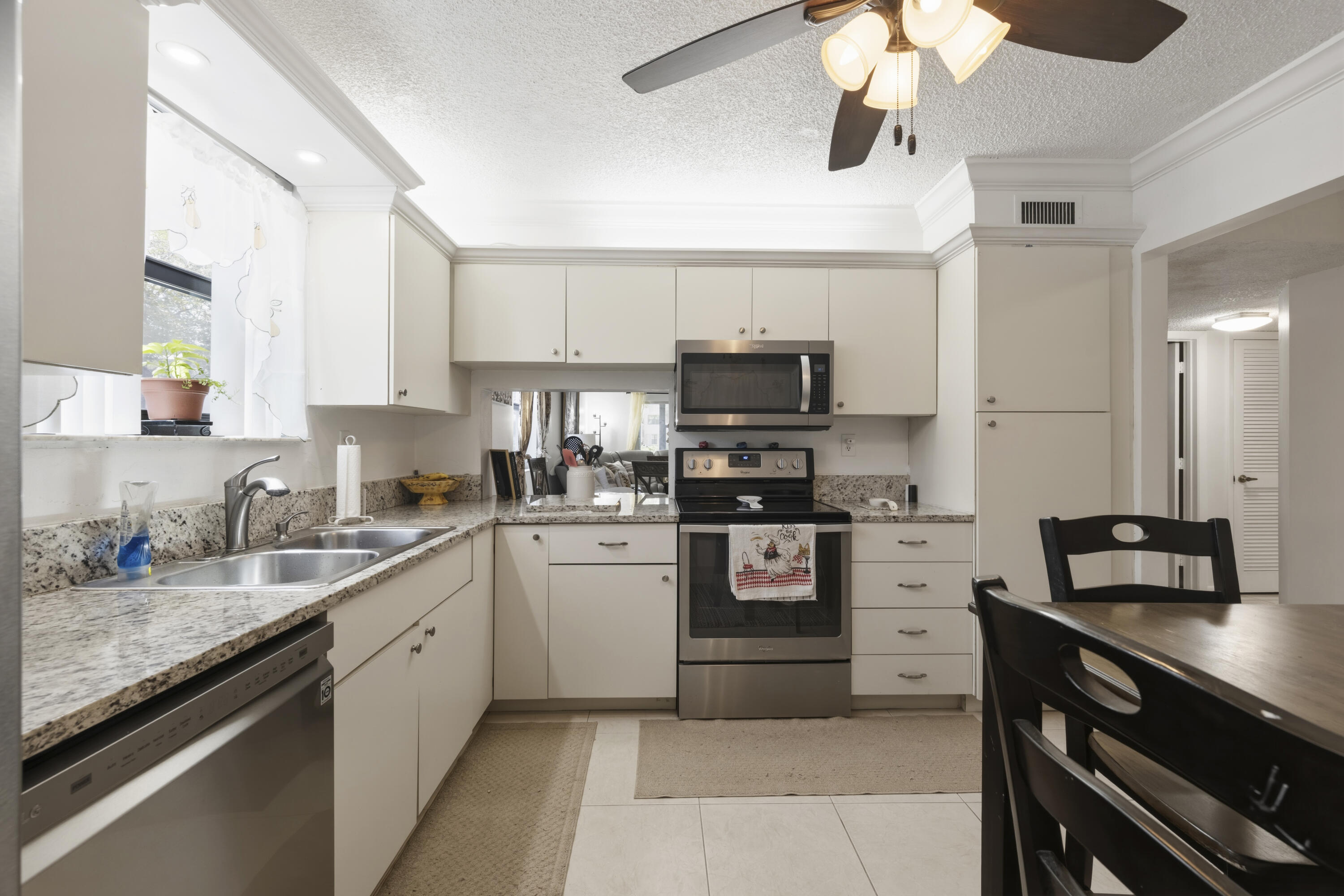 LAKES OF CARRIAGE HILLS - Residential