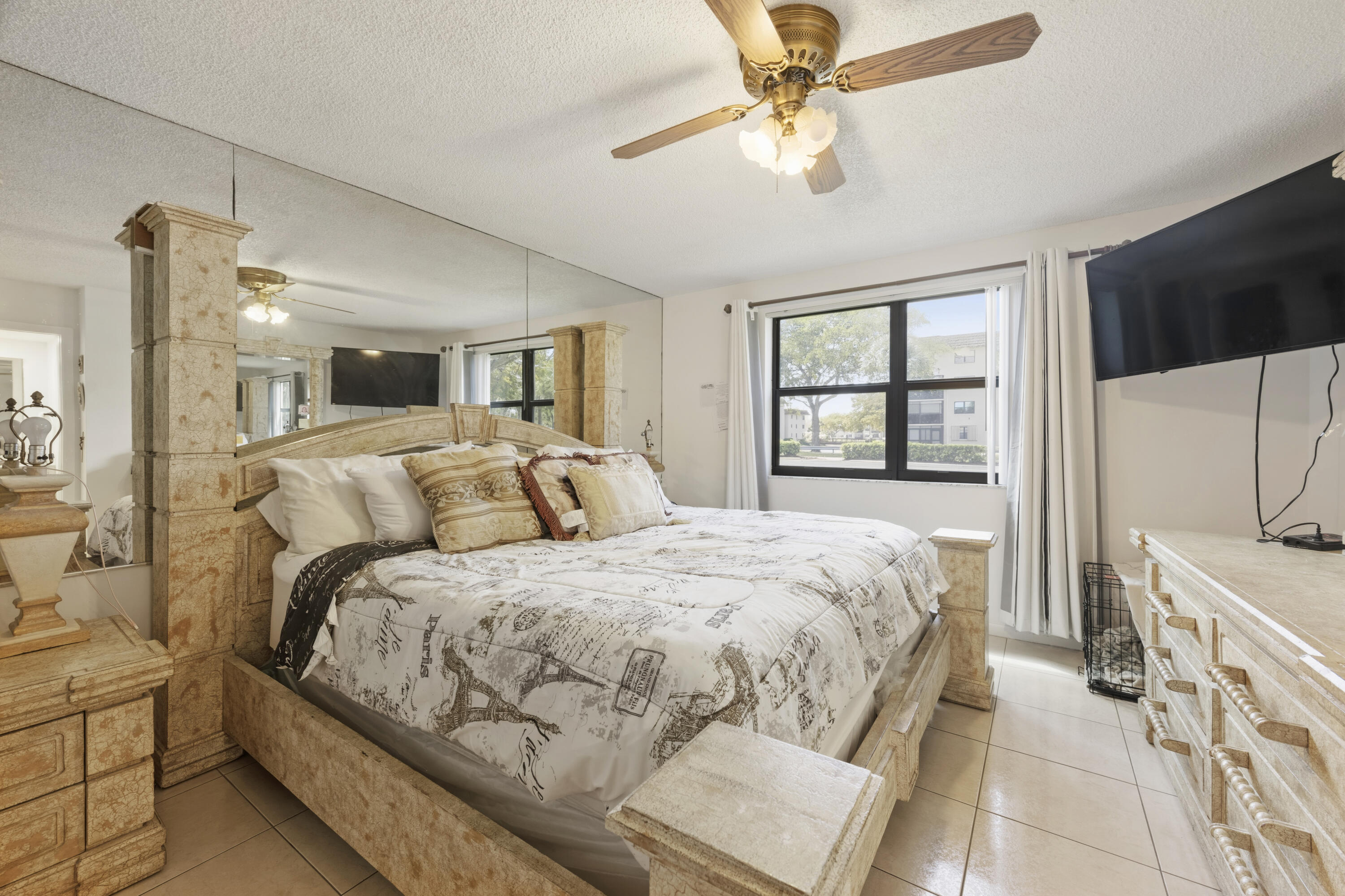 LAKES OF CARRIAGE HILLS - Residential