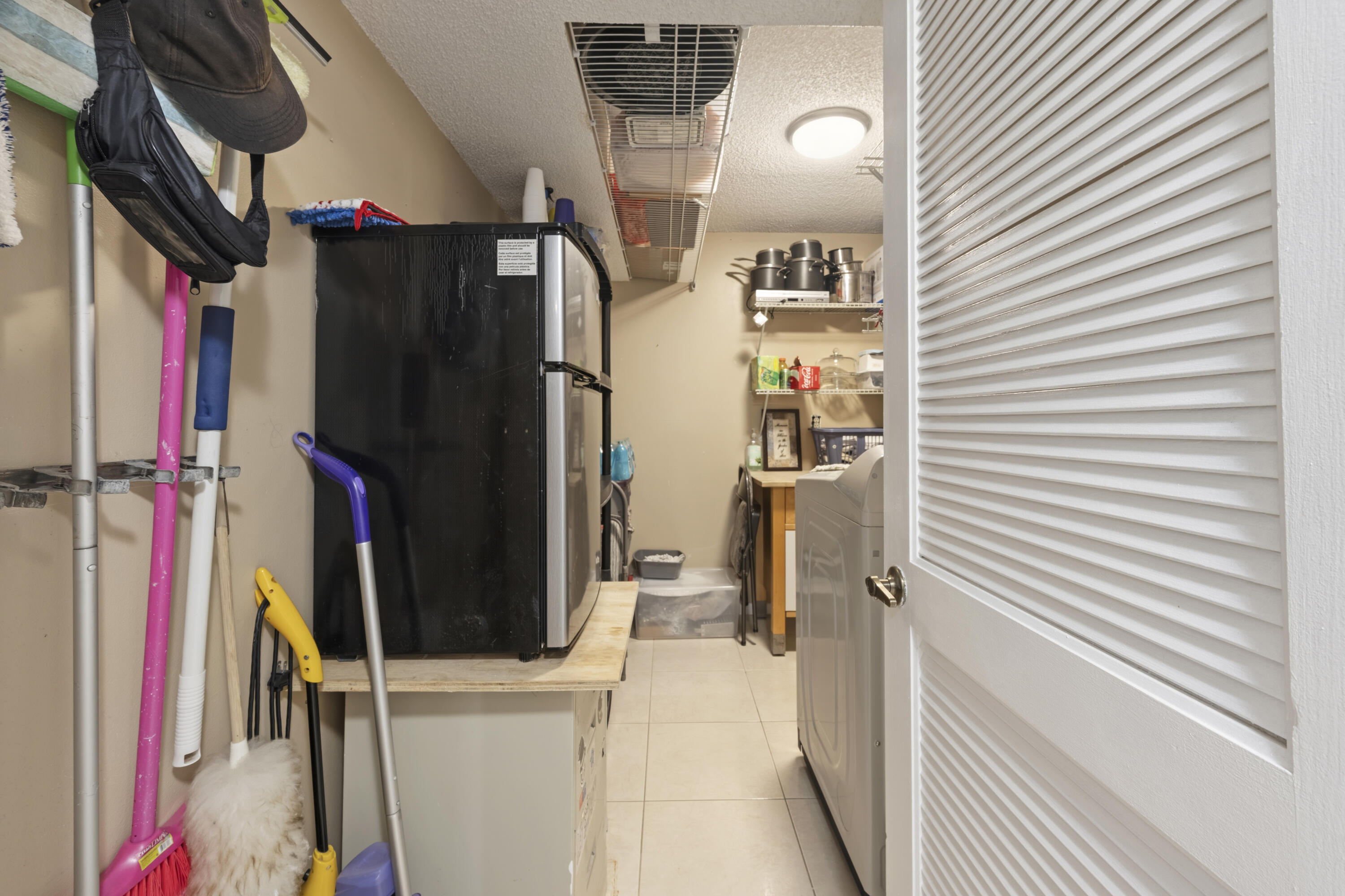 LAKES OF CARRIAGE HILLS - Residential