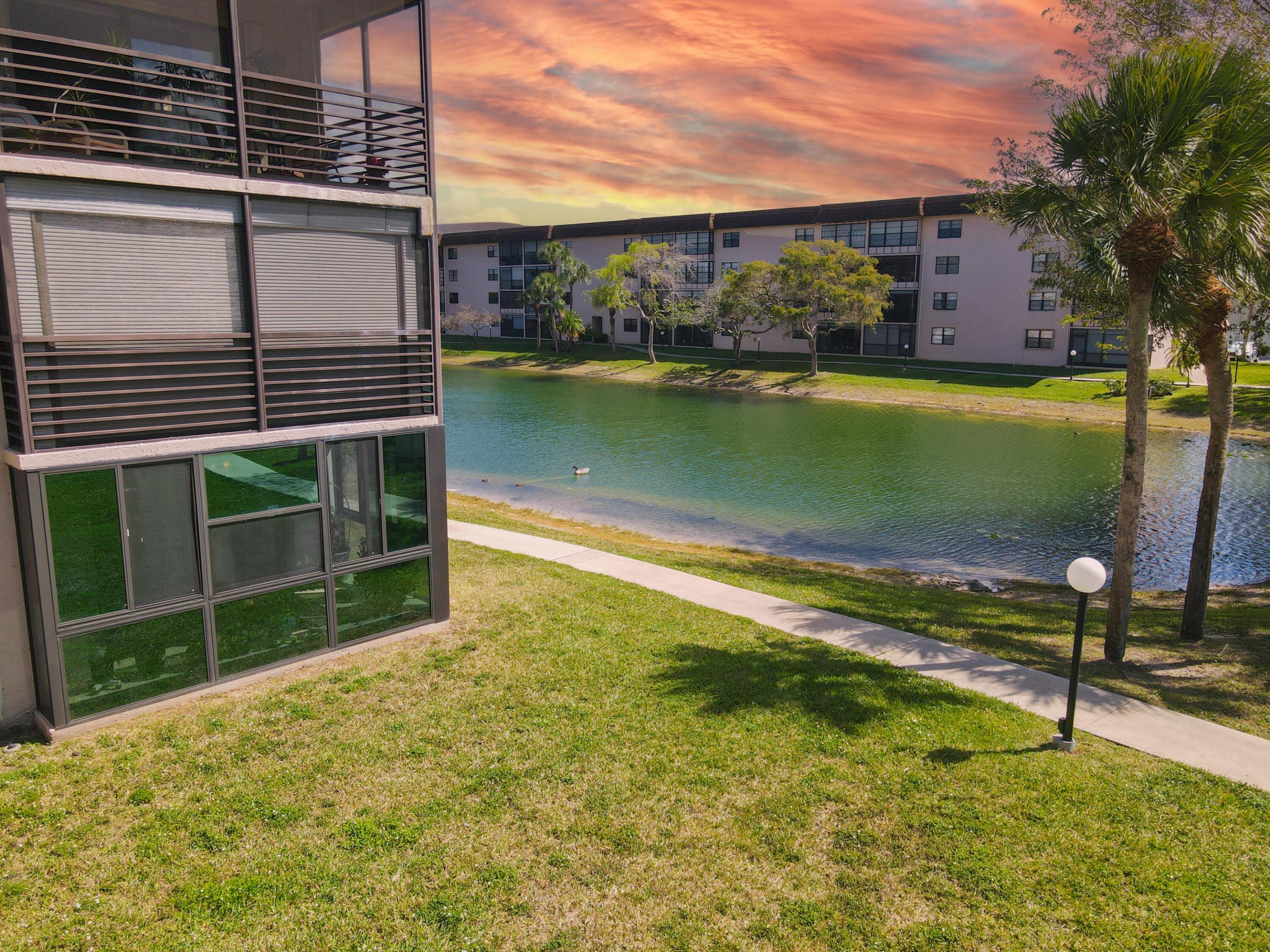 LAKES OF CARRIAGE HILLS - Residential