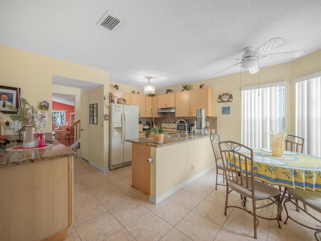 VICTORIA WOODS 2 - Residential