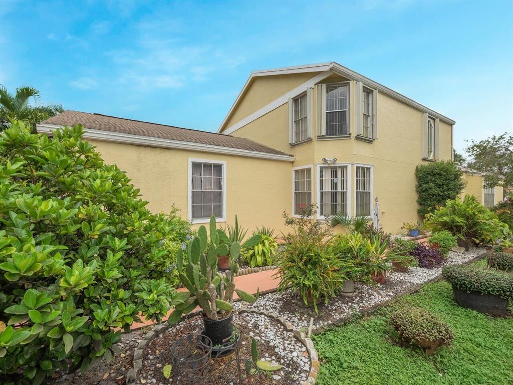 VICTORIA WOODS 2 - Residential