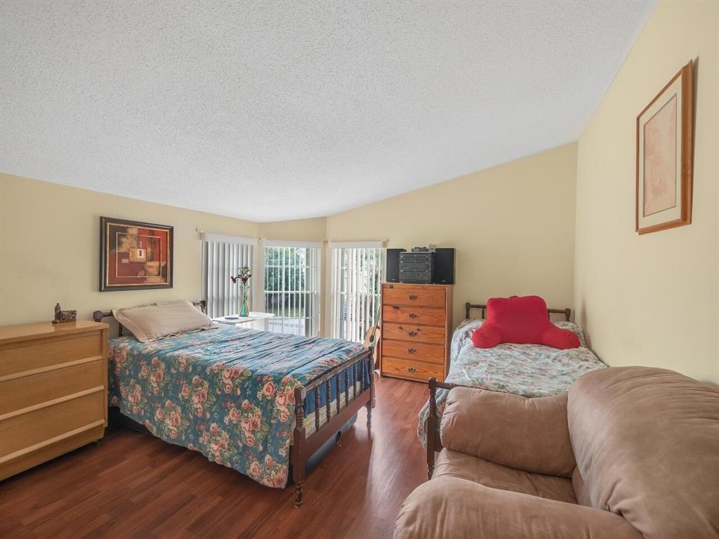 VICTORIA WOODS 2 - Residential