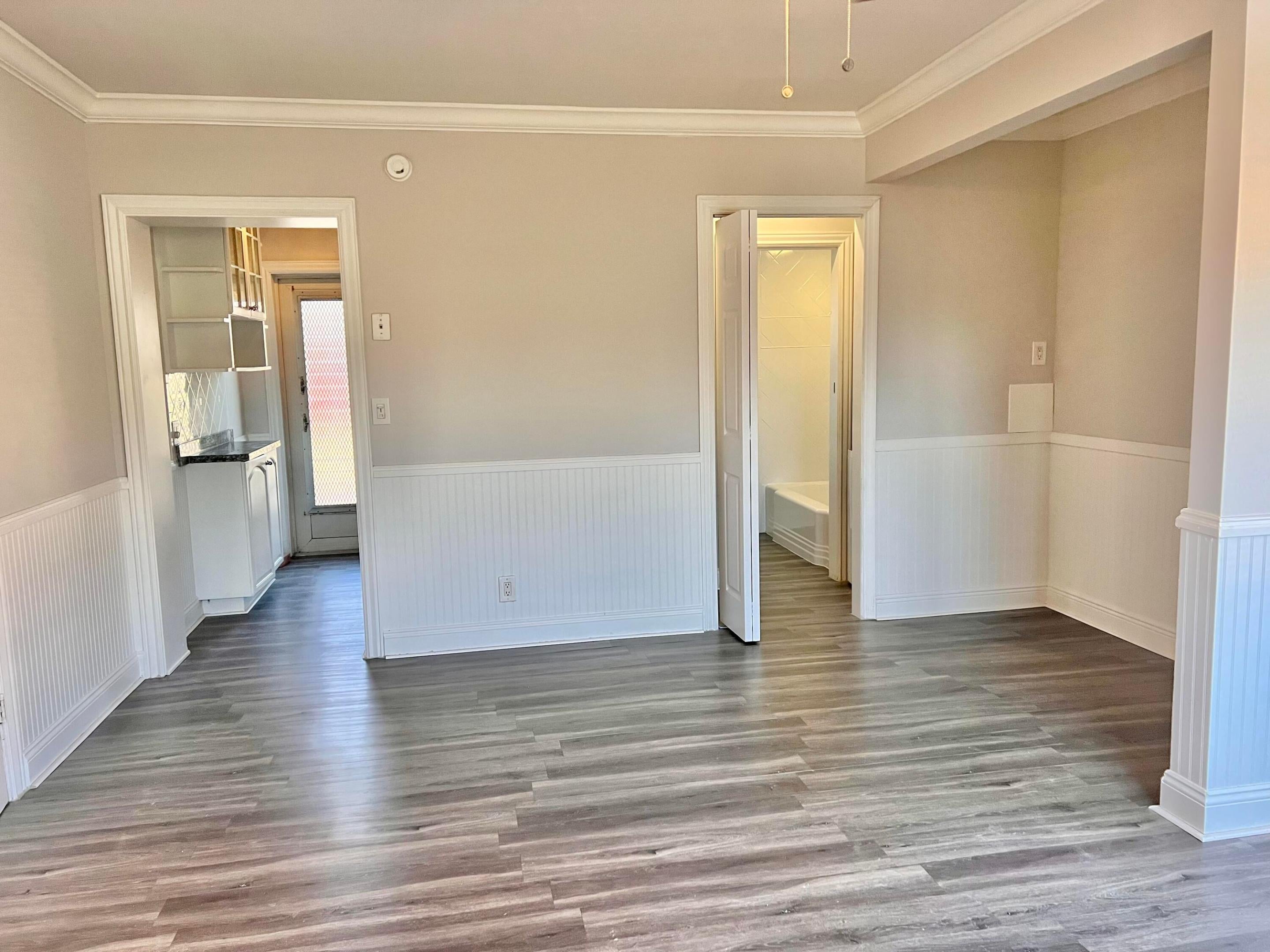 101 S GOLFVIEW Road 1
