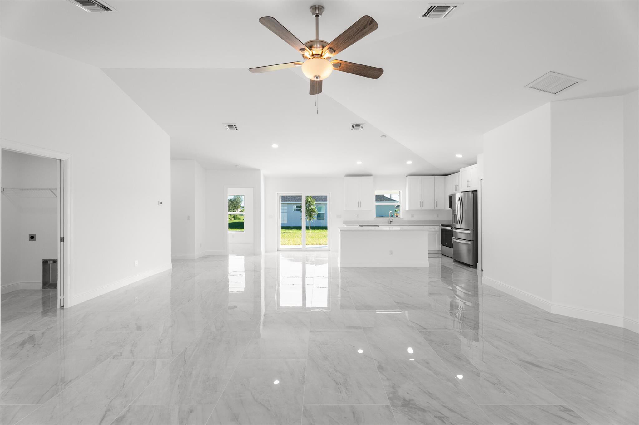 PORT ST LUCIE SECTION 15 - Residential