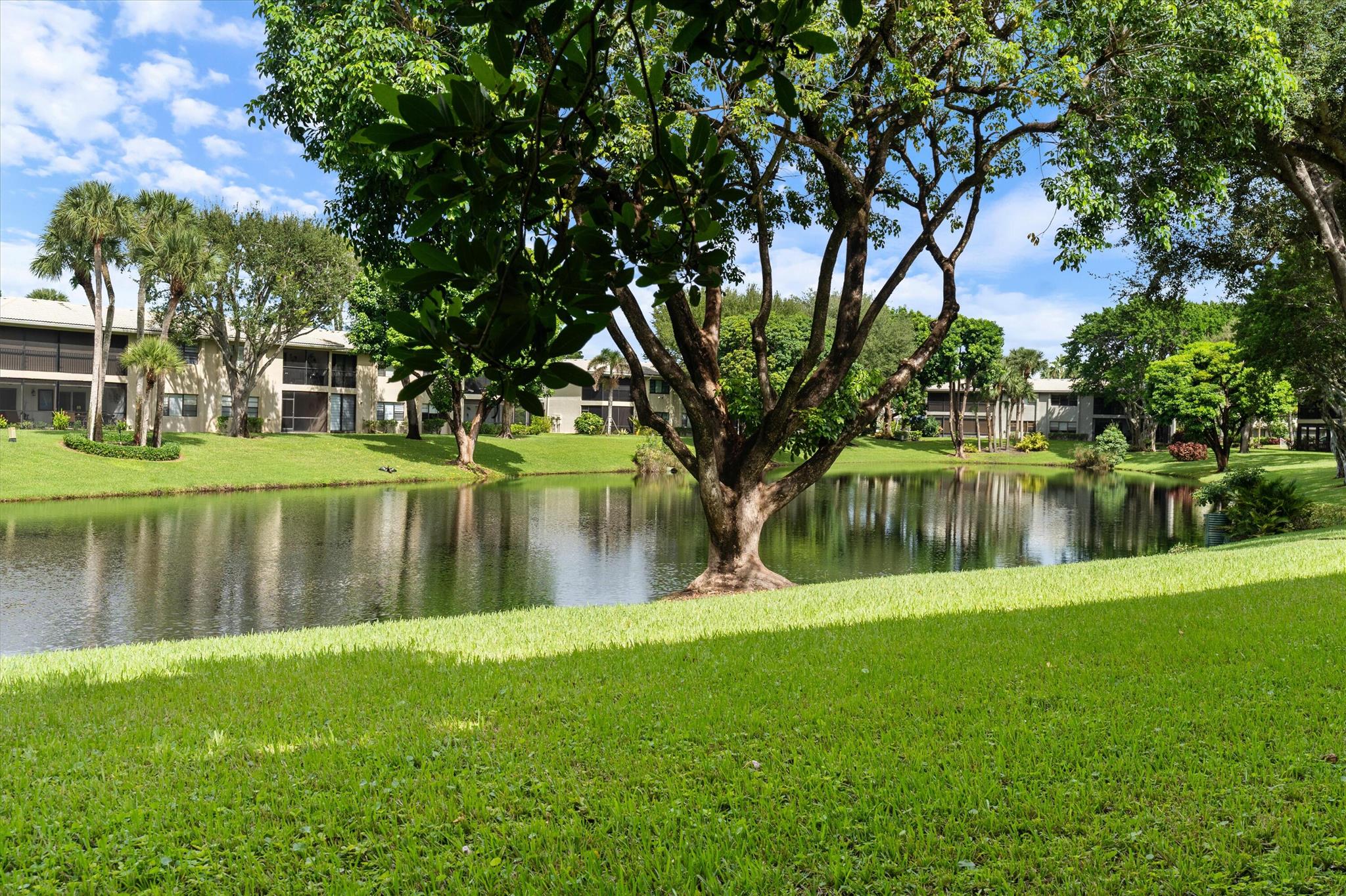 STRATFORD AT HUNTERS RUN - Residential