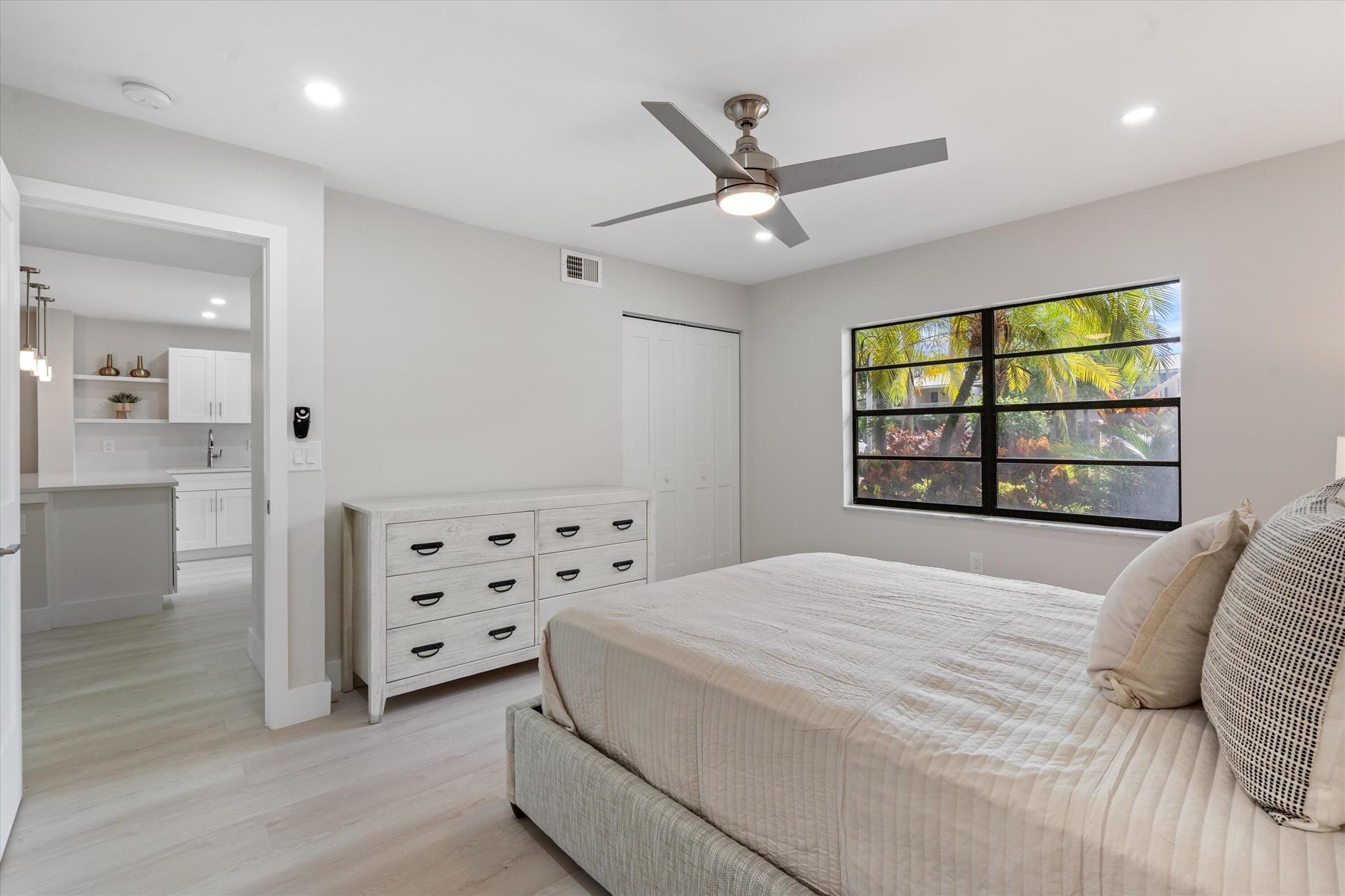 STRATFORD AT HUNTERS RUN - Residential