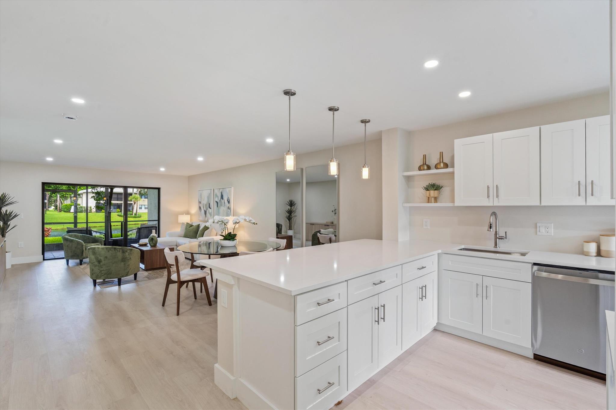 STRATFORD AT HUNTERS RUN - Residential