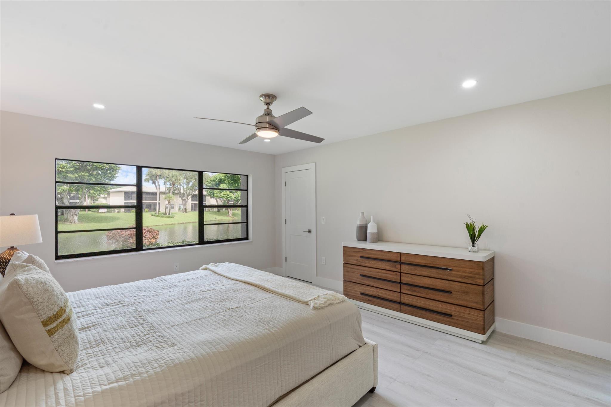 STRATFORD AT HUNTERS RUN - Residential