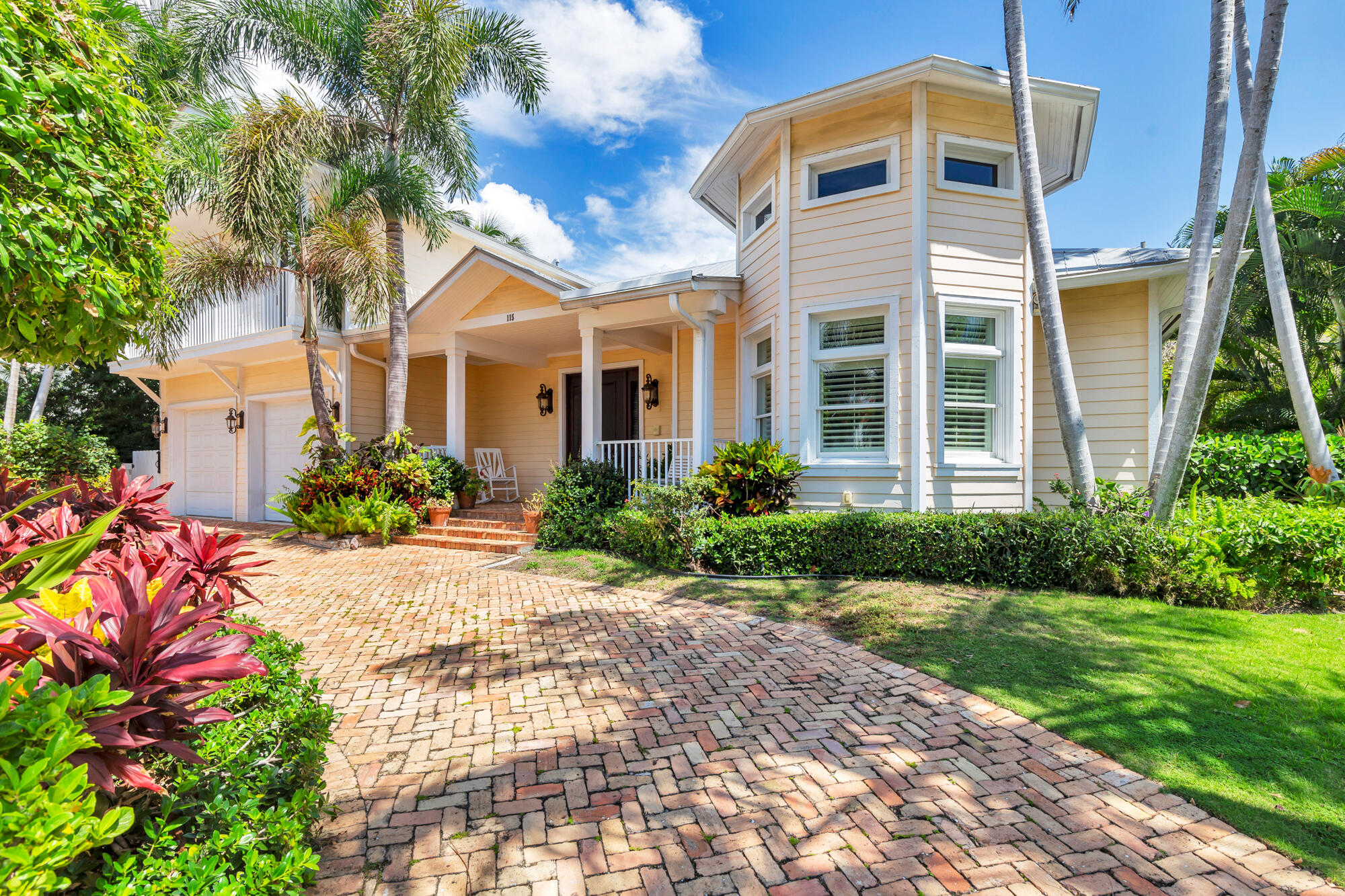 EDGEWATER - Residential