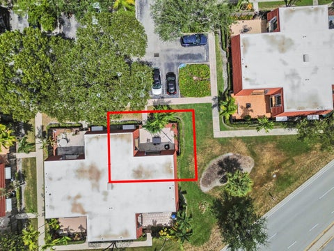 Tiny photo for 746 NW 98th Way, Plantation, FL 33324 (MLS # B26069653)