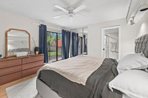 Tiny photo for 746 NW 98th Way, Plantation, FL 33324 (MLS # B26069653)