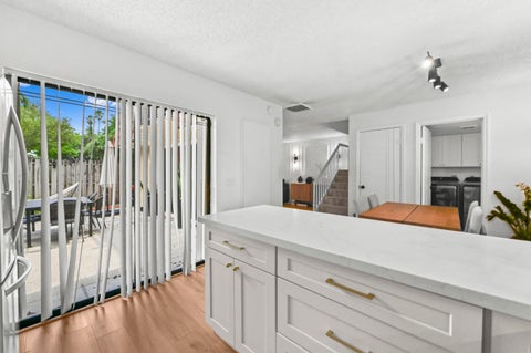 Tiny photo for 746 NW 98th Way, Plantation, FL 33324 (MLS # B26069653)