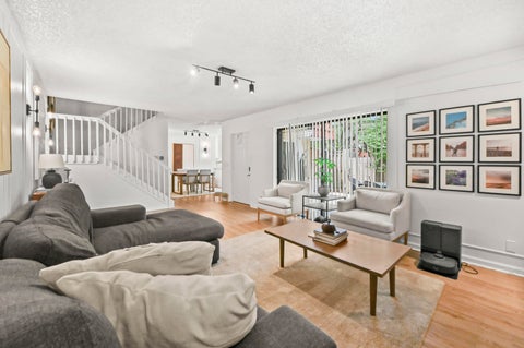 Tiny photo for 746 NW 98th Way, Plantation, FL 33324 (MLS # B26069653)