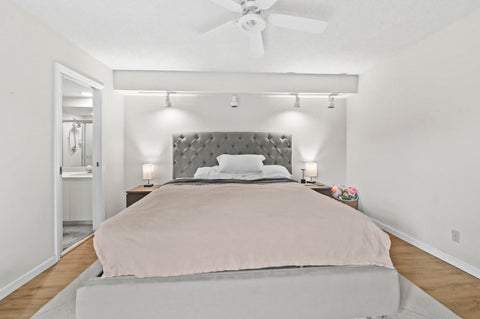 Tiny photo for 746 NW 98th Way, Plantation, FL 33324 (MLS # B26069653)