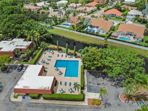 Tiny photo for 746 NW 98th Way, Plantation, FL 33324 (MLS # B26069653)