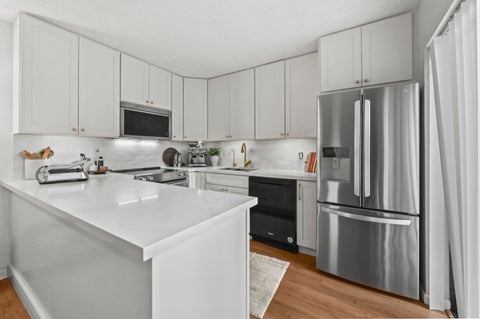 Tiny photo for 746 NW 98th Way, Plantation, FL 33324 (MLS # B26069653)