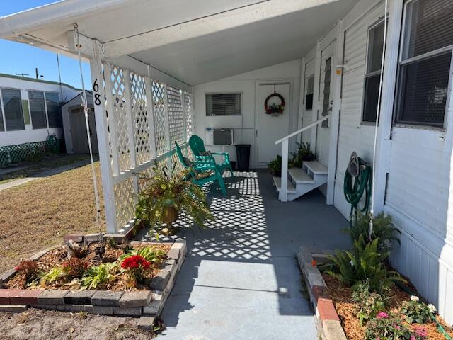 WHISPERING CREEK - Residential