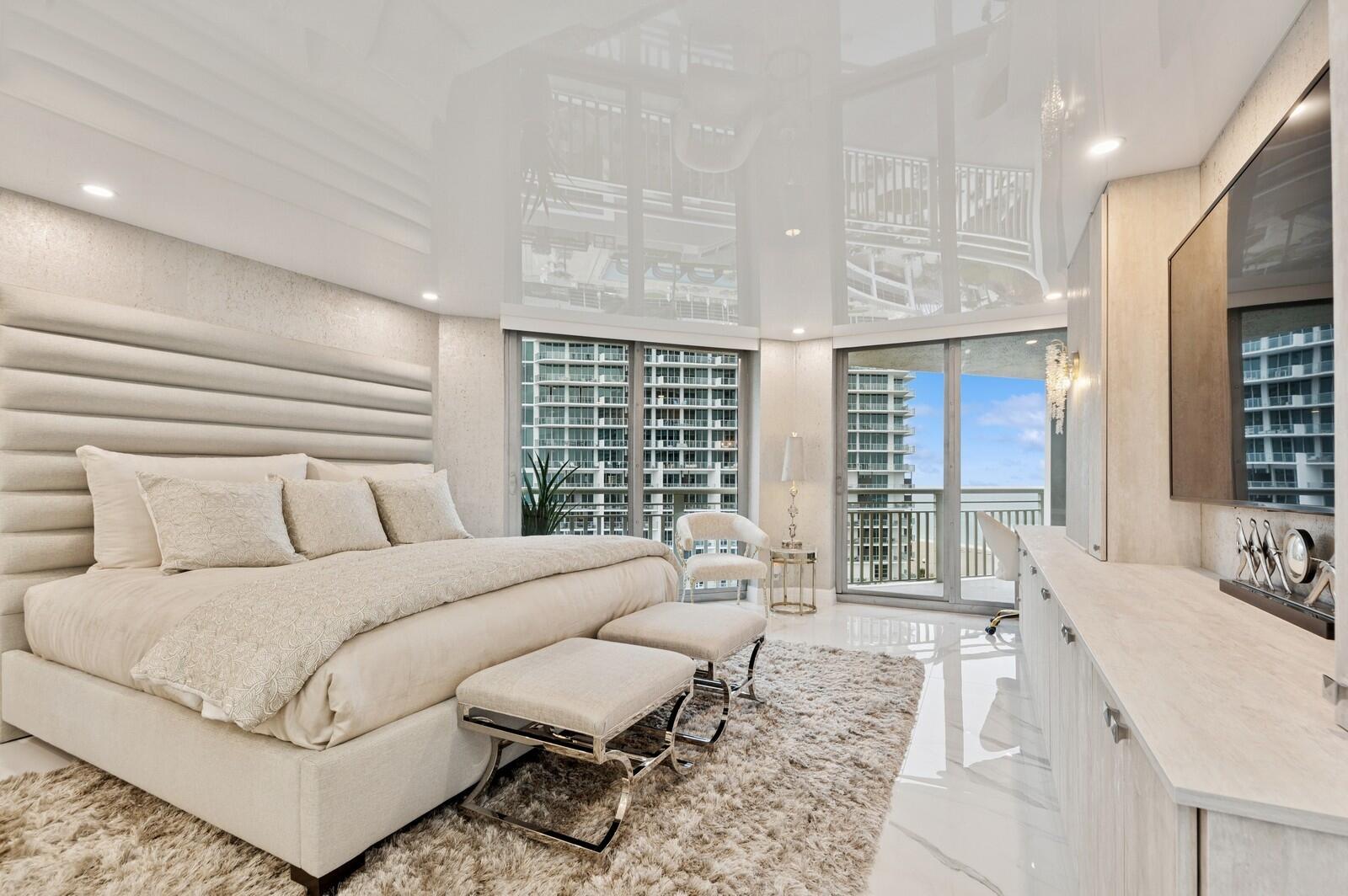 TIARA CONDO - Residential
