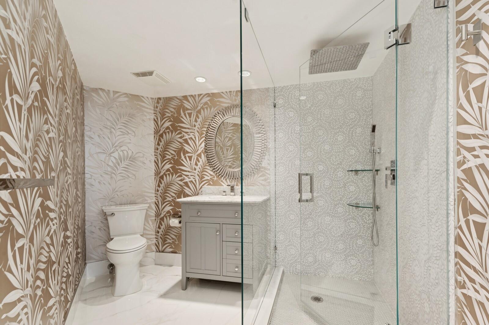 TIARA CONDO - Residential