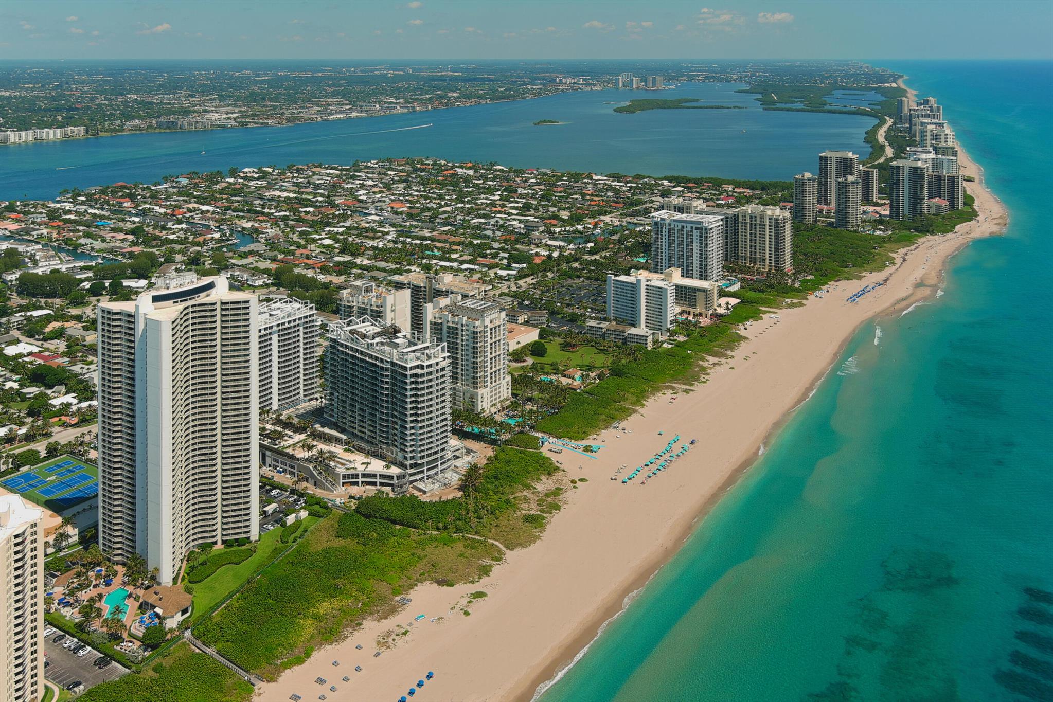 TIARA CONDO - Residential
