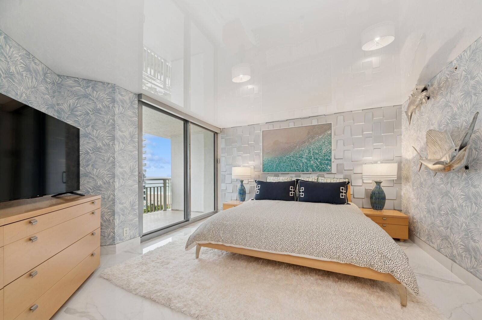 TIARA CONDO - Residential