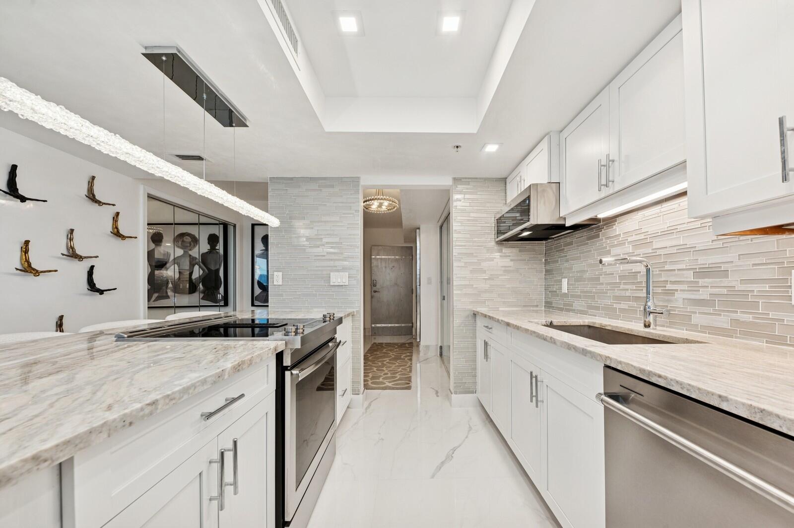 TIARA CONDO - Residential