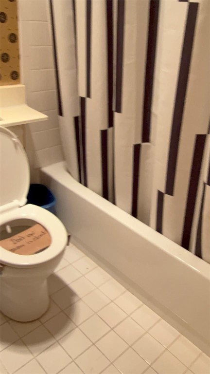 LAKES OF CARRIAGE HILLS - Residential